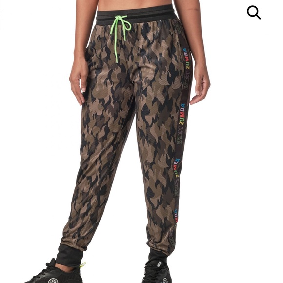 Zumba Fitness Pants - Zumba Camo Track Pants Activewear Tapered Leg Size Small💚